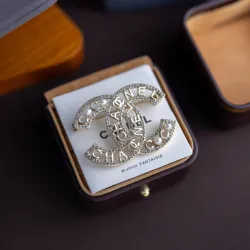 Chanel brooches #B55175