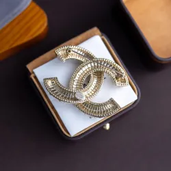 Chanel brooches #B55179