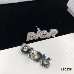 Dior earrings #9999926192