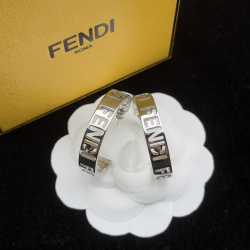 Fendi Earrings #9999926791