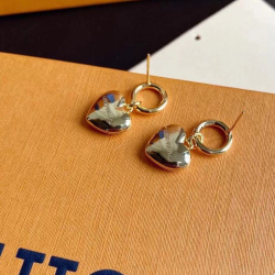 Louis Vuitton Rings & earrings #9999926393