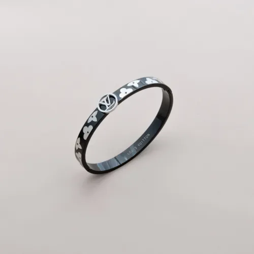 Louis Vuitton bracelet Jewelry #B55904