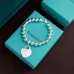 Tiffany Classic Heart Pendant Bracelet   Women's Toggle & Link Styles #B52233