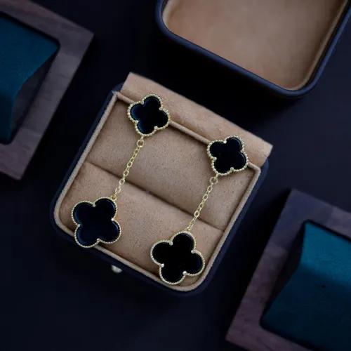 van cleef Earrings #B55350