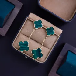 van cleef Earrings #B55353