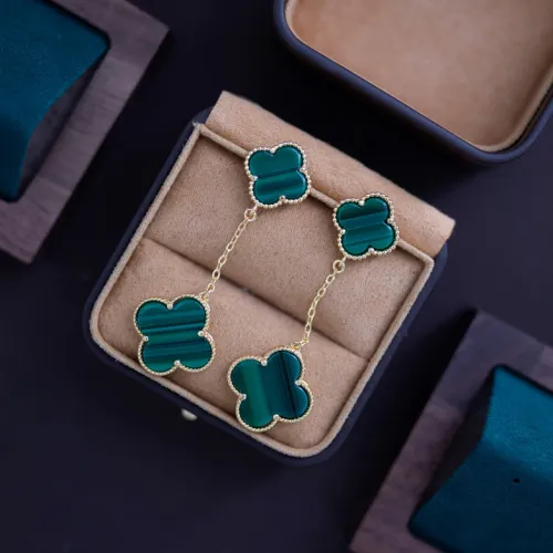 van cleef Earrings #B55353