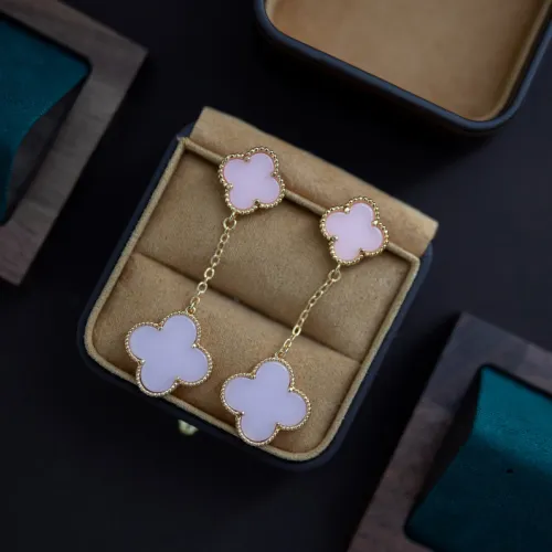 van cleef Earrings #B55354