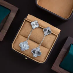 van cleef Earrings #B55357