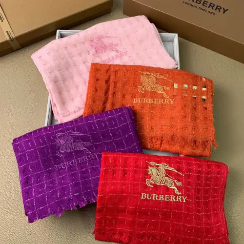 Burberry Scarfs #B42619