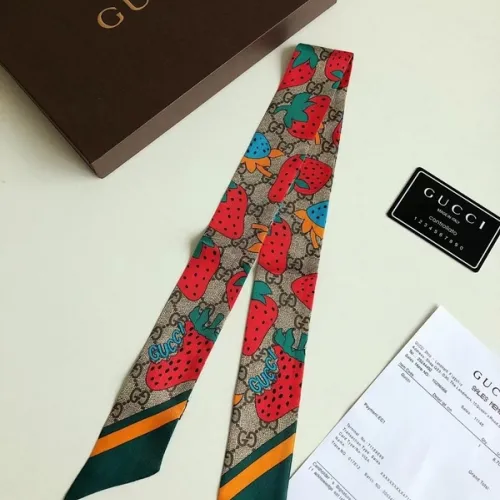 Brand G small Scarf wristlet #99906305