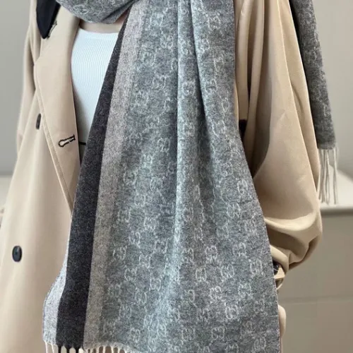 Gucci AAA Scarf #9999927944