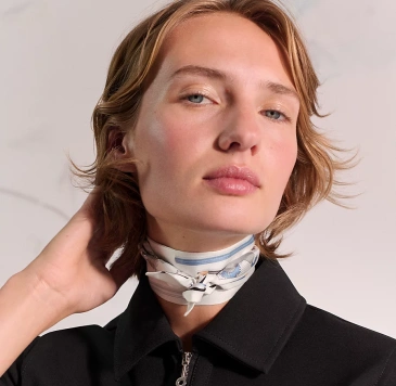 HERMES Scarf #B64734