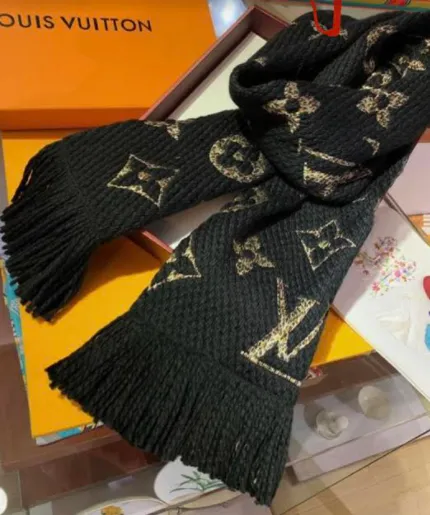 Louis Vuitton Scarf #99901136