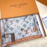 Louis Vuitton Scarf #99904383
