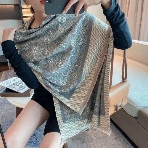 Louis Vuitton Scarf #99911435