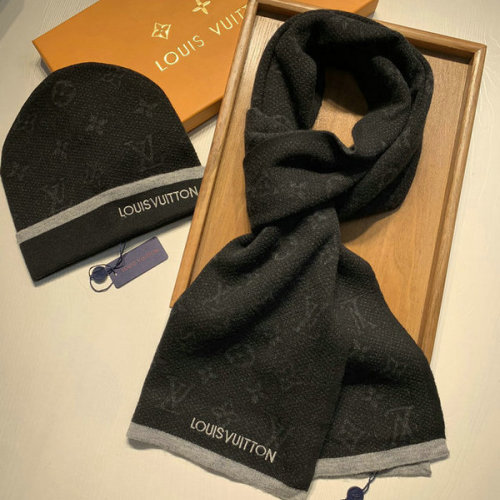 Louis Vuitton Wool knitted Scarf and cap #99911698