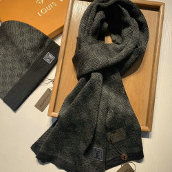  Wool knitted Scarf and cap #99911700