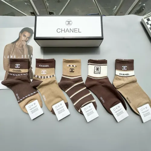 CHANEL socks Five pairs per box #B51460