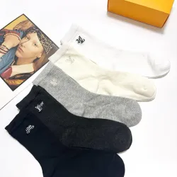 Louis vuitton socks Five pairs per box #B51478
