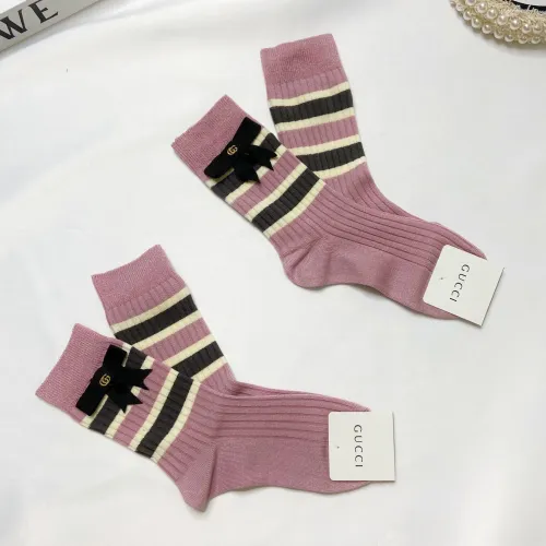 Wholesale high quality  classic fashion design cotton socks hot sell brand logo Gucci socks for women and man 2 pairs #999930296