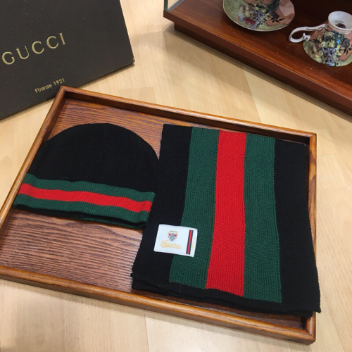 Gucci Winter hats & Scarf Set #9111587