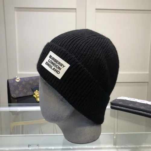 Burberry hats & caps #99913421