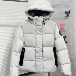 Canada Goose Hooded Down Jacket Lightweight Quilted Design with Contrast Accents Luxury Winter Insulated Outerwear for Men/Women #B57849 Canada Goose Hooded Down Jacket Lightweight Quilted Design with Contrast Accents Luxury Winter Insulated Outerwear for Men/Women #B57849