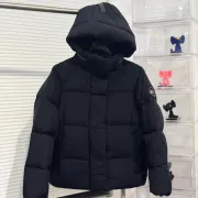 Canada Goose Hooded Down Jacket Lightweight Quilted Design with Contrast Accents Luxury Winter Insulated Outerwear for Men/Women #B57850