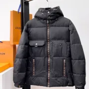 Louis Vuitton Coats/Down Jackets #B45411