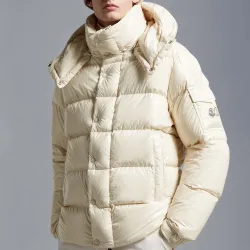 Moncler Coats/Down Jackets #B41739