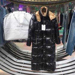 Moncler Coats #99902869