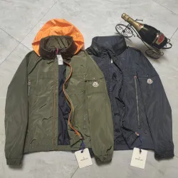 Moncler Jackets for Men #B51031