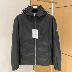 Moncler Jackets for Men #B56536