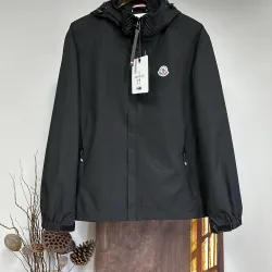 Moncler Jackets for Men #B57060