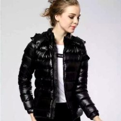 Moncler Jackets for Women #9128506