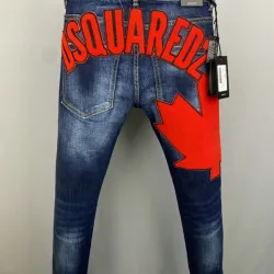 2025 DSQ2 Men's Denim Jeans Bold Red Maple Leaf Print with Faded Wash for Trendy Gentlemen #B54871