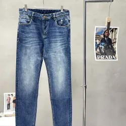 Louis Vuitton Jeans for Louis Vuitton short Jeans for men #B57167