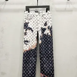 Louis Vuitton Jeans for Louis Vuitton short Jeans for men #B64908