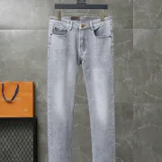 Louis Vuitton Jeans for MEN #99922632