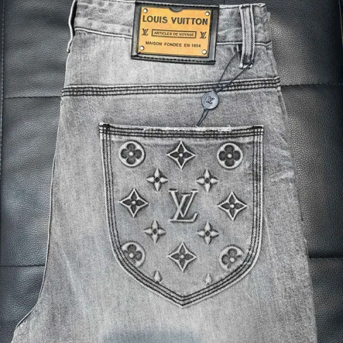 Louis Vuitton Jeans for MEN #B38717