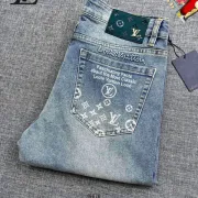 Louis Vuitton Jeans for MEN #B52416