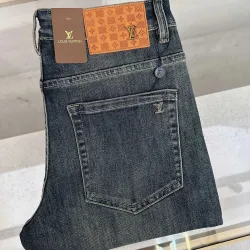 Louis Vuitton Jeans for MEN #B55470