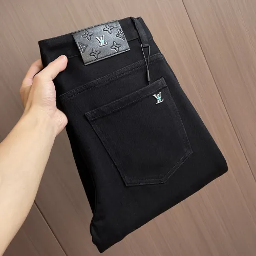 Louis Vuitton Jeans for MEN #B57686