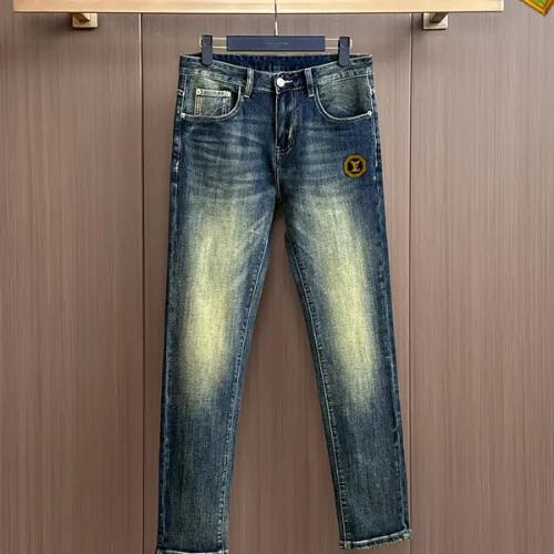 Louis Vuitton Jeans for MEN #B57771