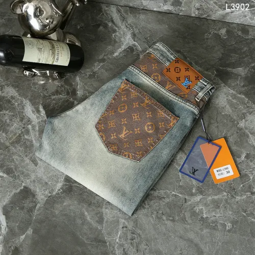 Louis Vuitton Jeans for MEN #B60594