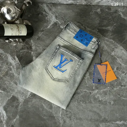 Louis Vuitton Jeans for MEN #B60605