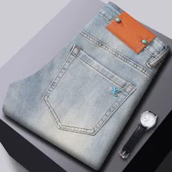Louis Vuitton Jeans for MEN #B61079