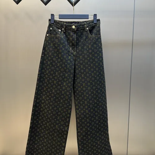 Louis Vuitton Jeans for women #B53541