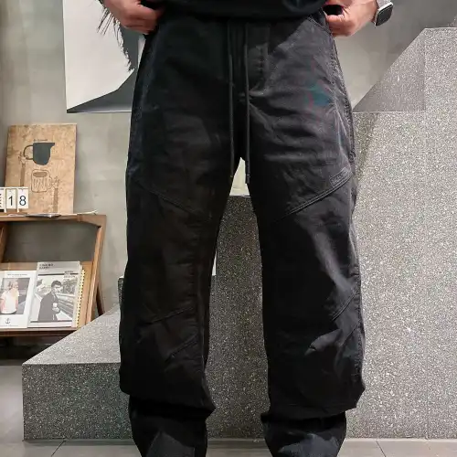 Balenciaga Pants for MEN #B60769