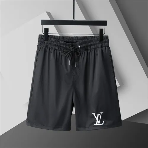 Louis Vuitton Pants for Louis Vuitton Short Pants for men #B60100
